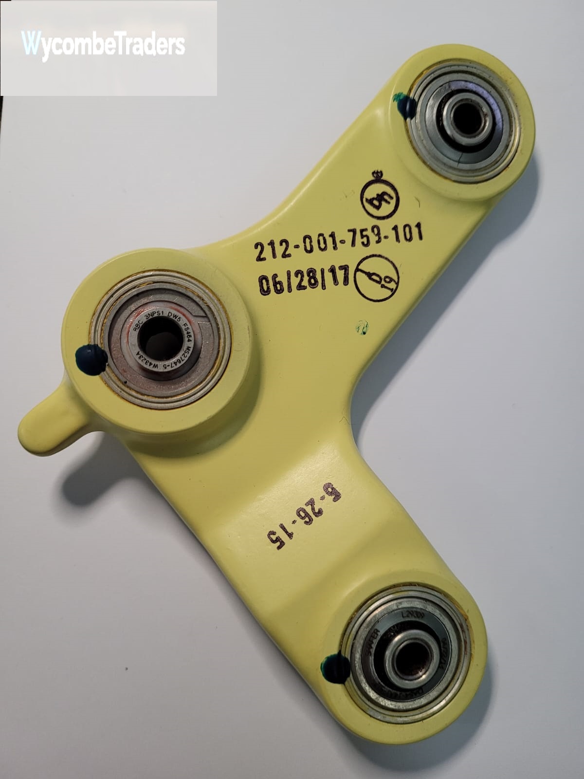 BELL CRANK ASSY-212-001-759-101